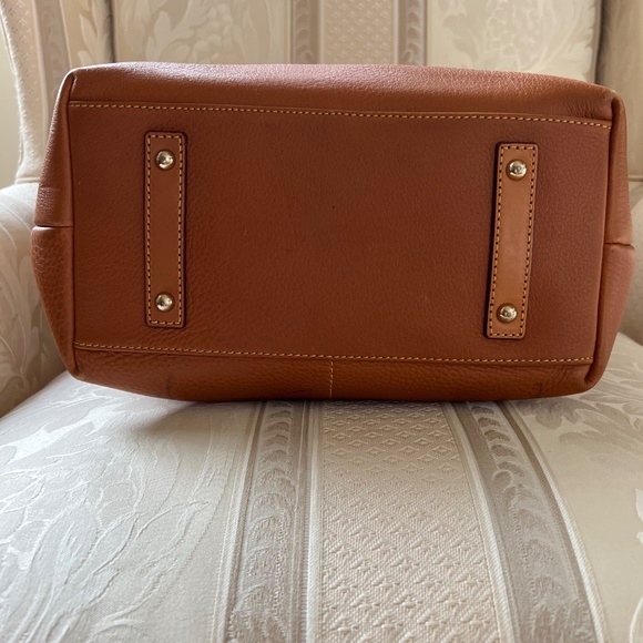 Dooney & Bourke - Convertible Shopper - Picture 3 of 6